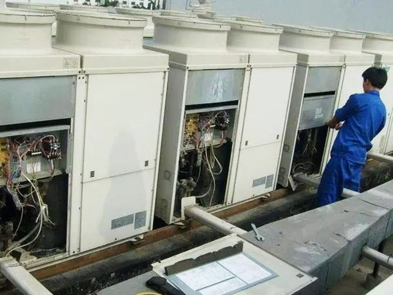 中央空調外機維修